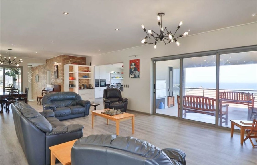 4 Bedroom Property for Sale in Onrus Western Cape